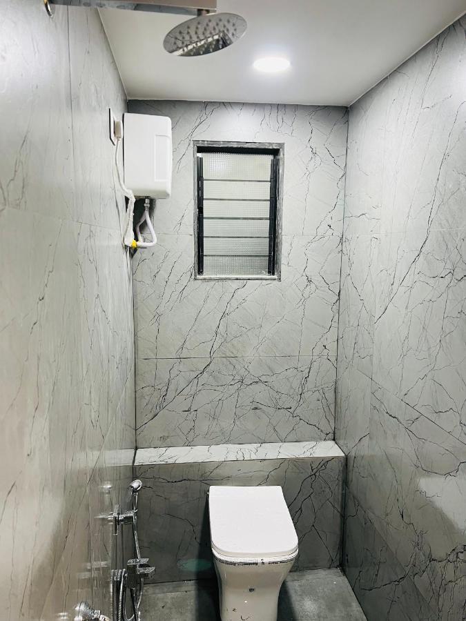 Hotel New City Light Surat Exterior photo